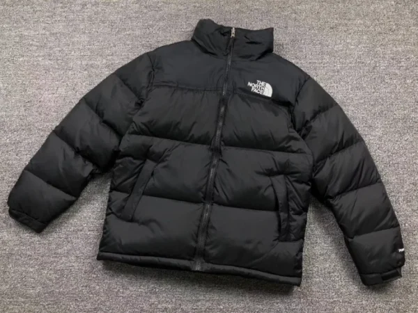 IMG_9403 The North Face Nuptse 700